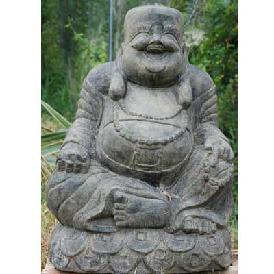 bouddha rieur assis en pierre taillé